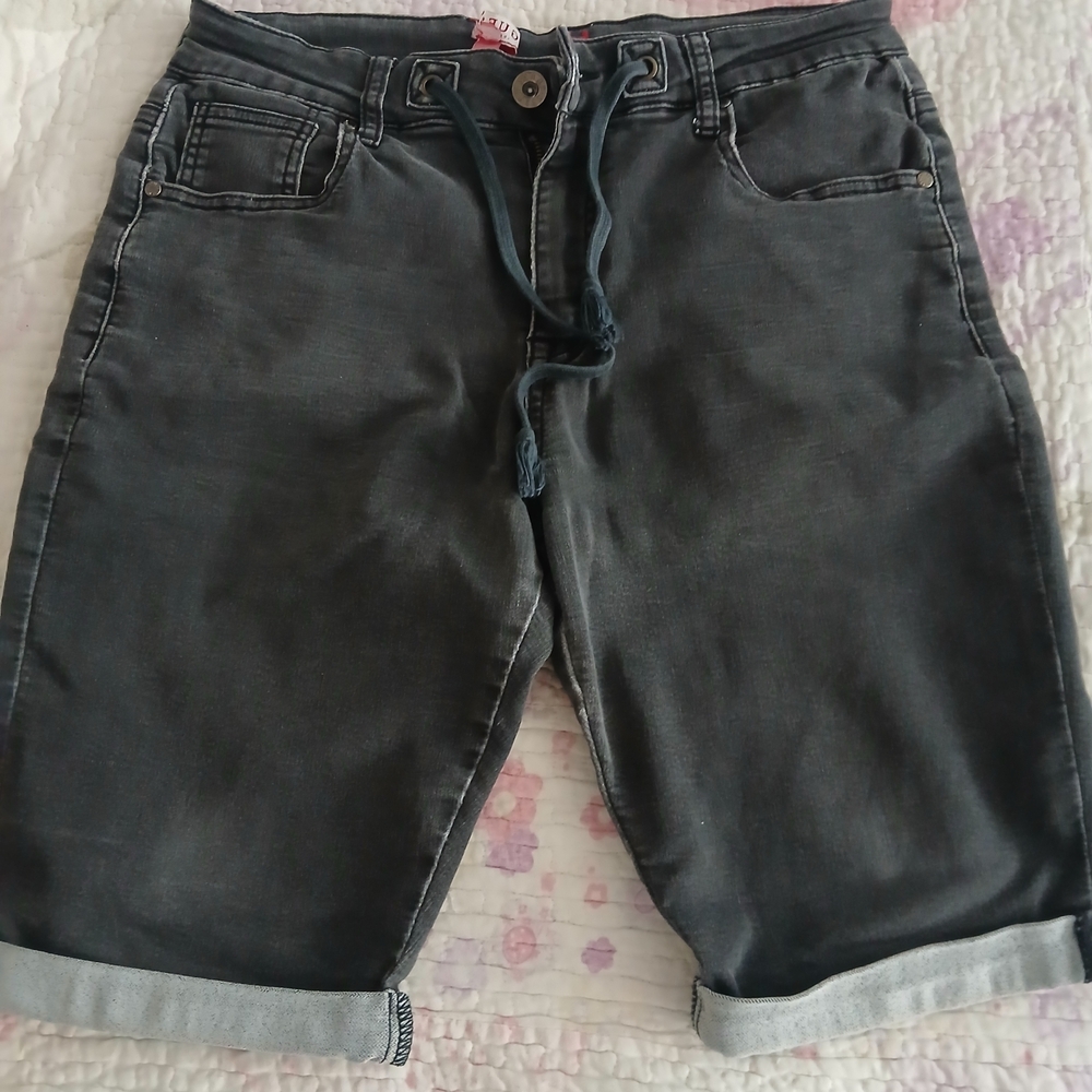 Guess Dark Gray Jean Shorts - Picture 4 of 6